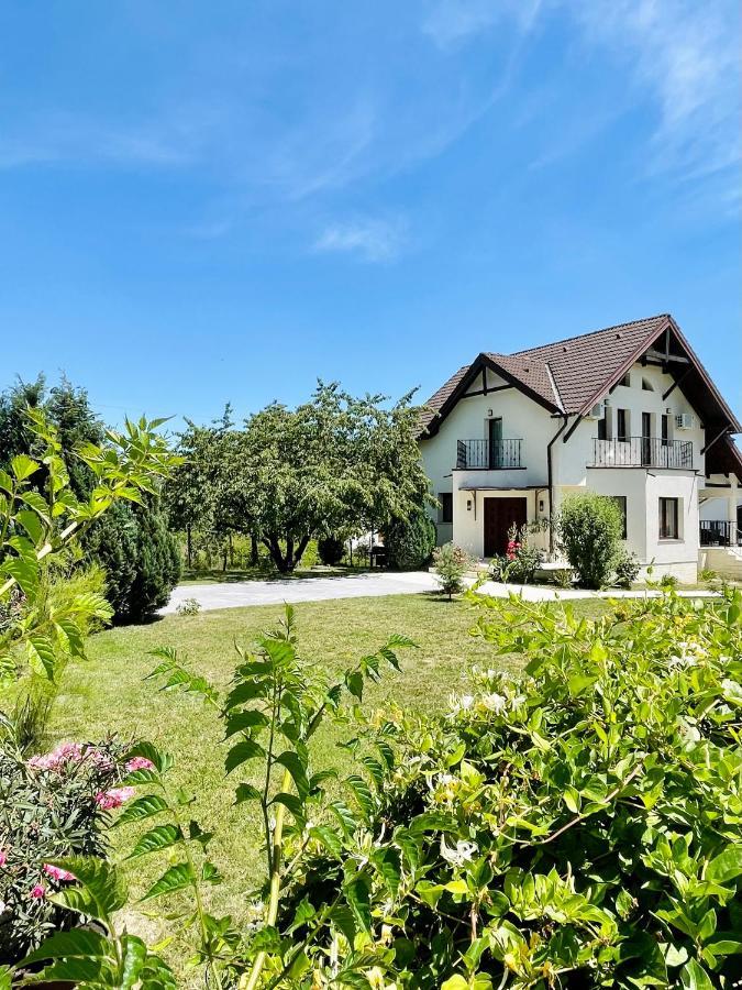 Hermesvilla Баиле Феликс Экстерьер фото